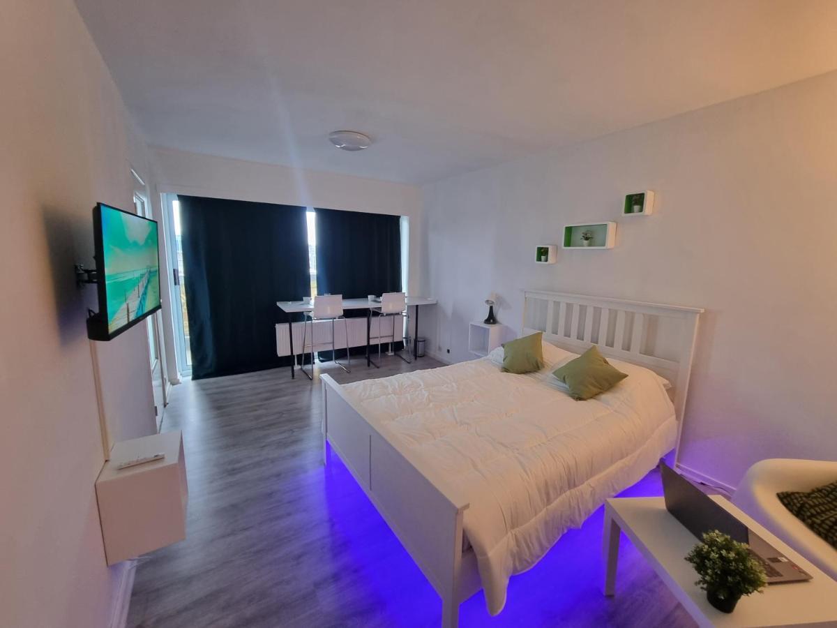 Апартаменты Panoramic View Studio Брюссель Экстерьер фото